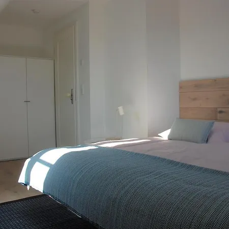 Stilvolle Doppelhaushaelfte Im Malerischen Wyk-boldixum, Re Hébergement de vacances